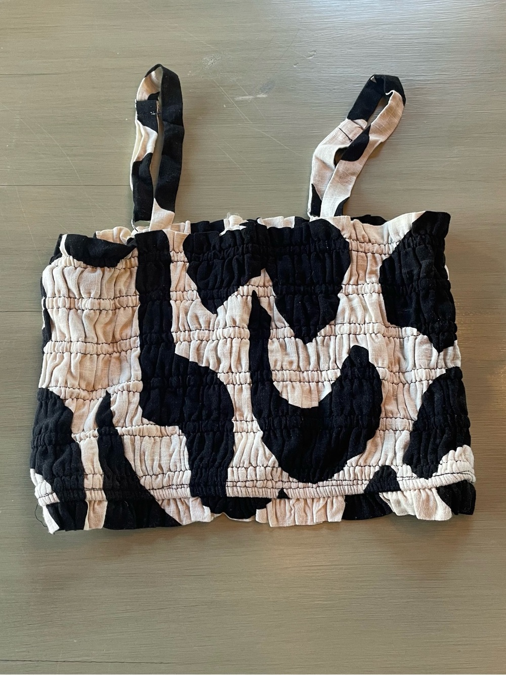 Paper Heart Black and Cream Abstract Print Smocked Crop Top medium